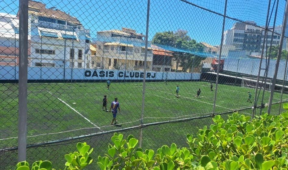 Novo gramado do Oásis